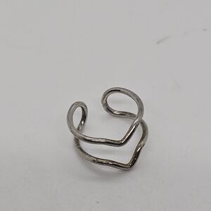 silver tone chevron ear cuff